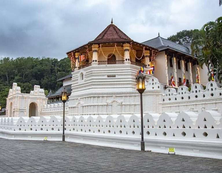 Kandy City Day Tour